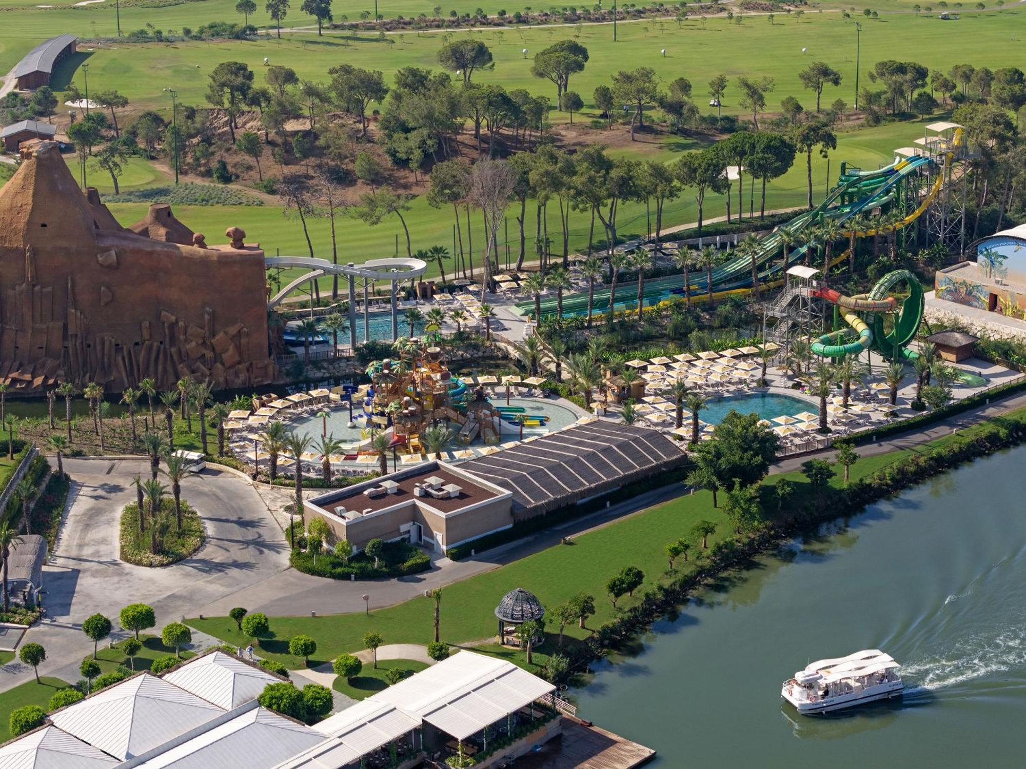 Titanic Deluxe Golf Belek Hotel Exterior foto